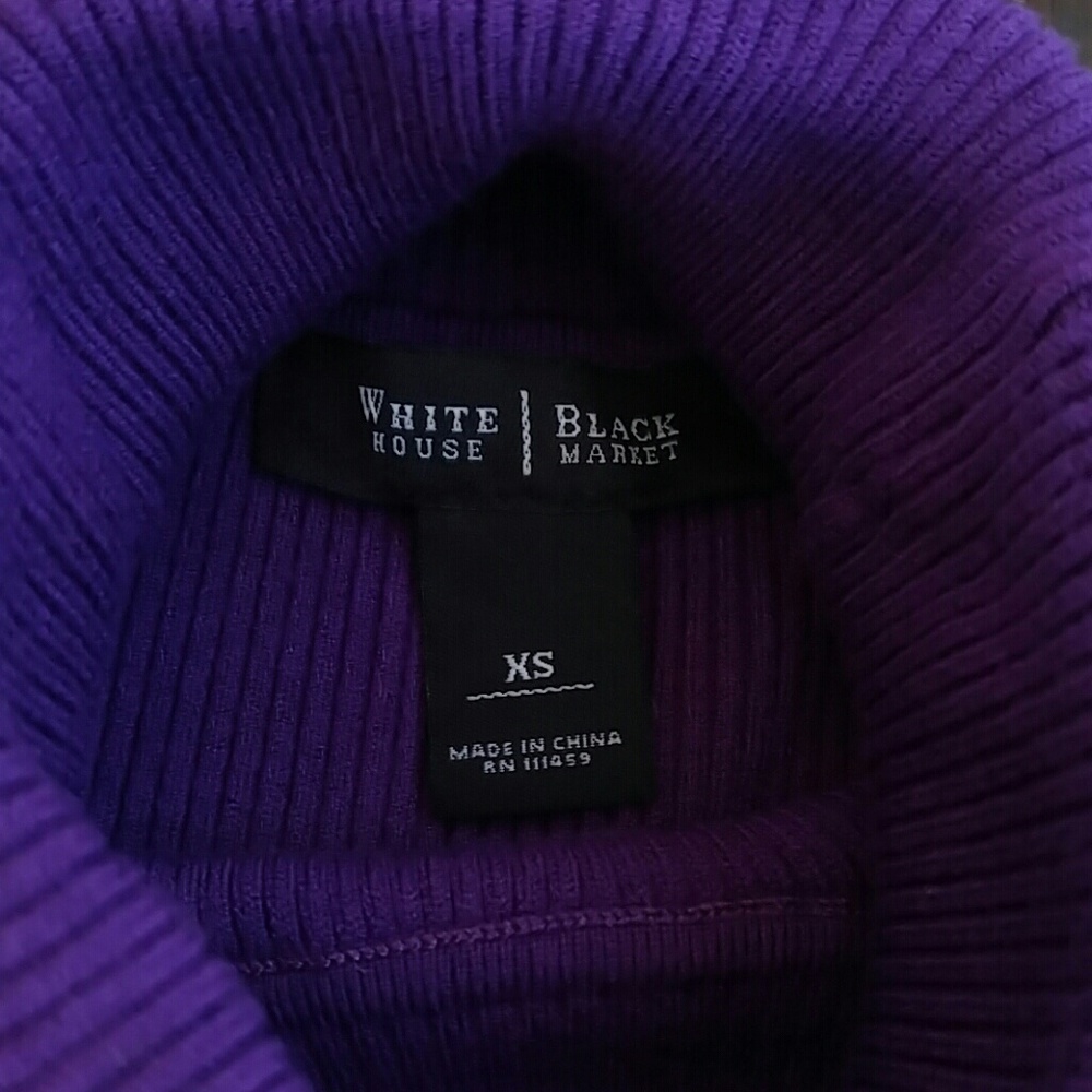 WHBM Ribbed Sweater - Picture 6 of 6